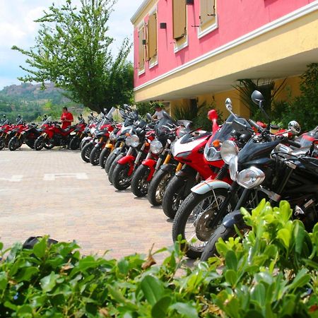 Hotel La Meridiana Urbino Zewnętrze zdjęcie