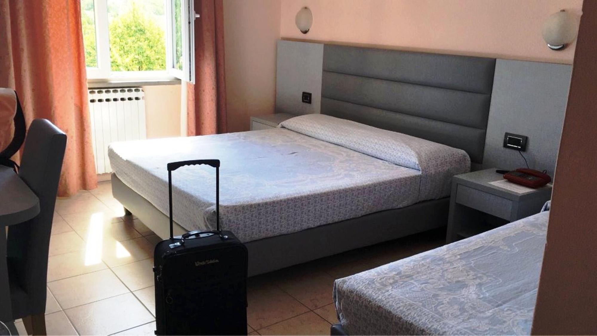 Hotel La Meridiana Urbino Zewnętrze zdjęcie