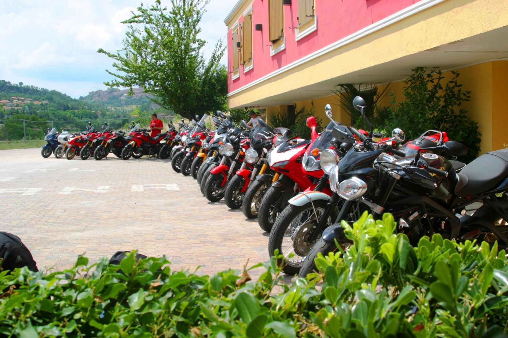 Hotel La Meridiana Urbino Zewnętrze zdjęcie