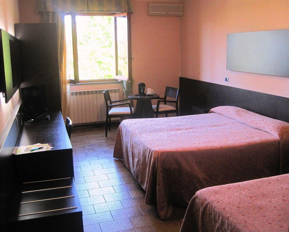 Hotel La Meridiana Urbino Zewnętrze zdjęcie